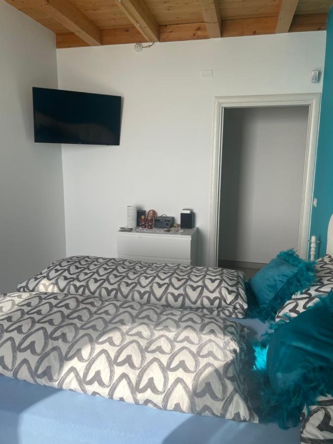 Bed and Breakfast Sunshine Рипосто Экстерьер фото